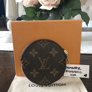 SOLD  ✨ Authentic LV Round Coin Purse ✨